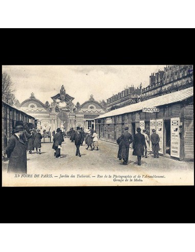 Foire de Paris - Groupe mode et couture (1919) ouvre sa boutique